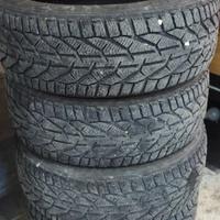 4 PNEUMATICI INVERNALI - TAURUS - 205/55 R17