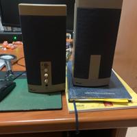 Casse pc  marca Trust 400p