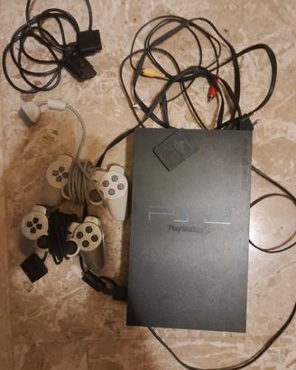 PS2 completa 2 joypad  6 giochi 100 demo