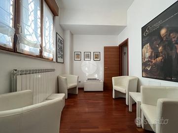 3 LOCALI A MONTEROTONDO