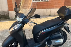 HONDA SH300 ABS