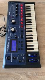 Novation  Mininova