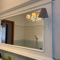 Specchio con cornice legno