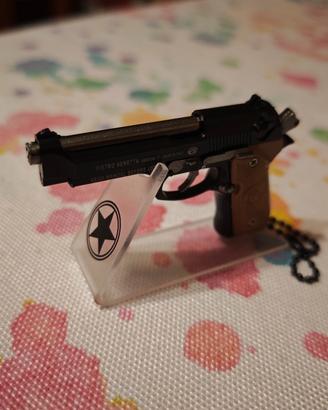 pistola portachiavi in metallo beretta 92F