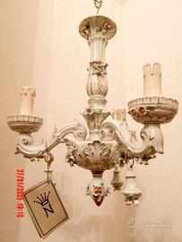 Lampadario Capodimonte tre luci. Sigillo garanzia