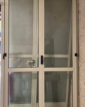 Finestre e persiane in alluminio 