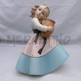 STATUINA BIMBA VESTITO ROSA AZZURRO CON VASO