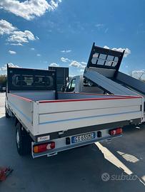 Peugeot Boxer Cassone fisso Km zero