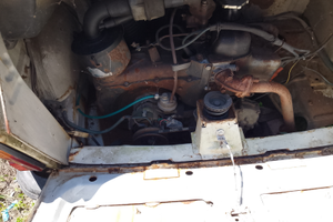 Macchina da restaurare ma funzionante