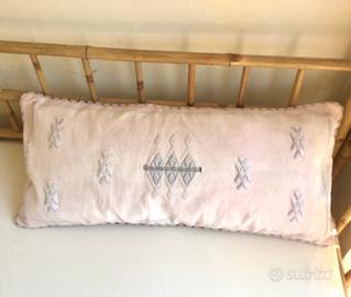 2 cuscini molto belle lungi 88x40 Zara Home