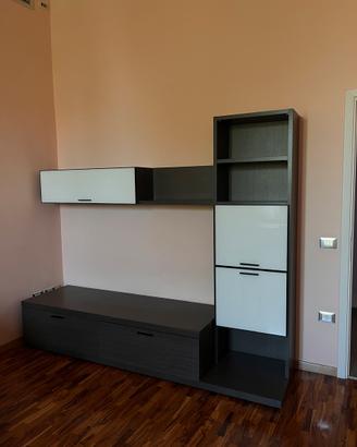 MOBILE SALA CON MOBILE TV CREDENZA E MENSOLA