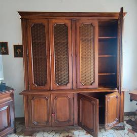Credenza