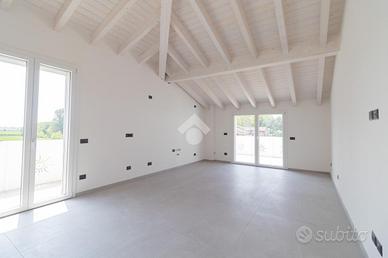 4 LOCALI A CARPI