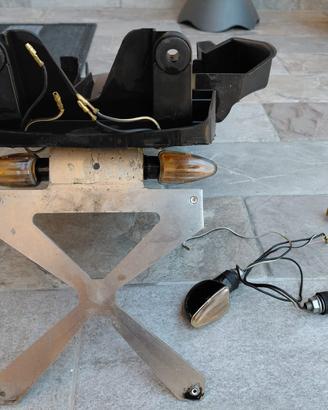 Porta targa con frecce  honda hornet 2001