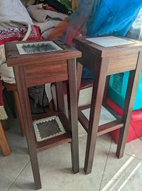 Coppia di Mobiletti a Colonna in Legno – Eleganti 