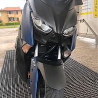 Yamaha x-max 400