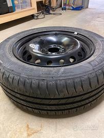 Ruota di scorta Michelin 205/60 R16 + crick+chiave