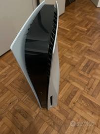 Playstation 5 con possibilità di mettere i dischi