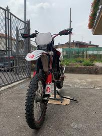 Husqvarna Wr 125 (Leggere bene )