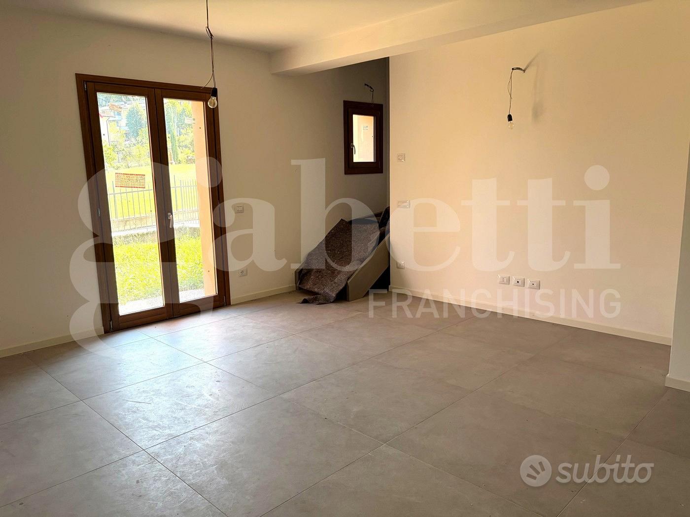 Casa – Castiglione dei Pepoli, Crocicchie - Altro