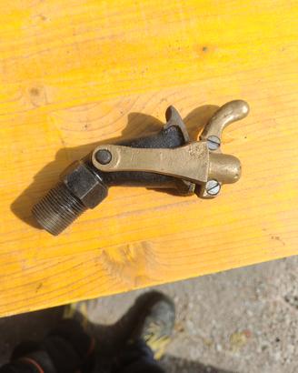 coppia valvole/rubinetti antichi in ottone 3/4" 