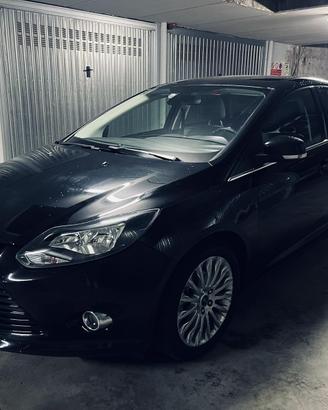 FORD FOCUS 1.6 BENZINA/GPL TITANIUM