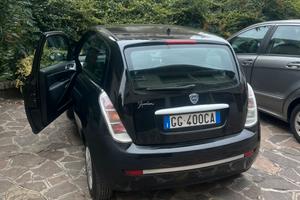 Lancia y 1.2 benzia neopatentati