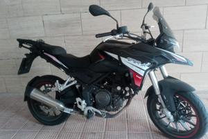 Benelli TRK 251