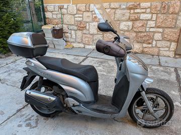 Honda sh 300