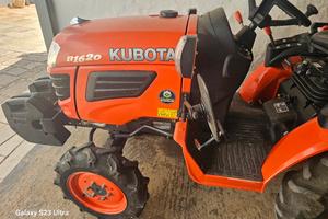Trattore kubota 16/20
