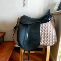 sella da dressage Stubben Scandica 17.5"/30