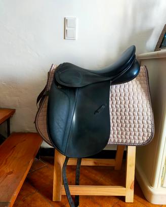 sella da dressage Stubben Scandica 17.5"/30