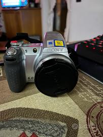 Macchina fotografica sony dsc-h2