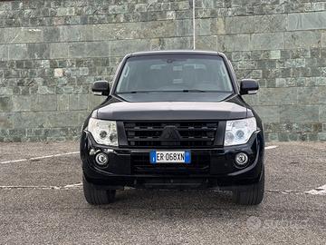 Mitsubishi Pajero V80 3.2 DI-D 200 CV – 7 Posti