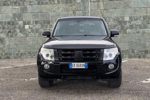 Mitsubishi Pajero V80 3.2 DI-D 200 CV – 7 Posti
