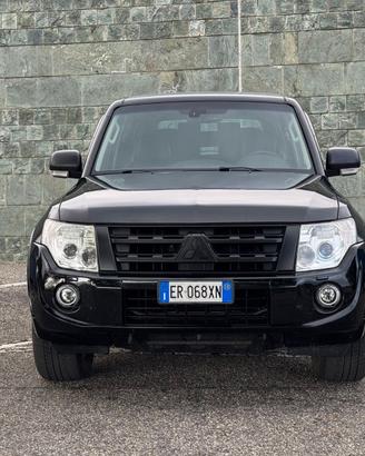 Mitsubishi Pajero V80 3.2 DI-D 200 CV – 7 Posti