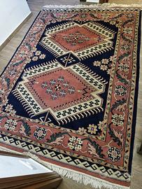 Tappeto fatto a mano con certificato