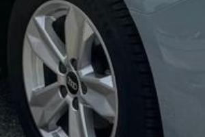 Cerchi in lega più gomme raggio 15