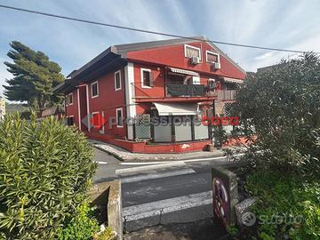 Canalicchio Via Pietra dell'Ova 3 Vani con Garage