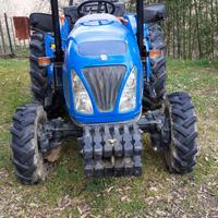 Trattore agricolo New holland boomer 35