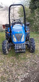 Trattore agricolo New holland boomer 35