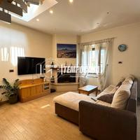 Appartamento a Napoli Via giustiniano 3 locali