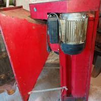 deraspatrice elettrica per uva