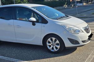 Opel meriva 1.4 turbo gpl