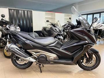 maxi scooter AK 550 kymco 2017