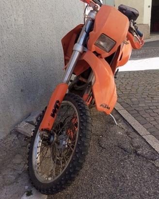 KTM LC4