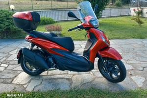beverly 400 S