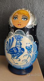 Matrioska dipinta a mano