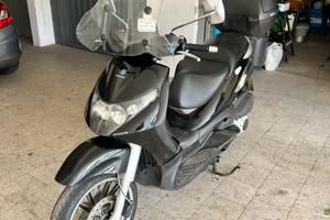 Piaggio Beverly 250