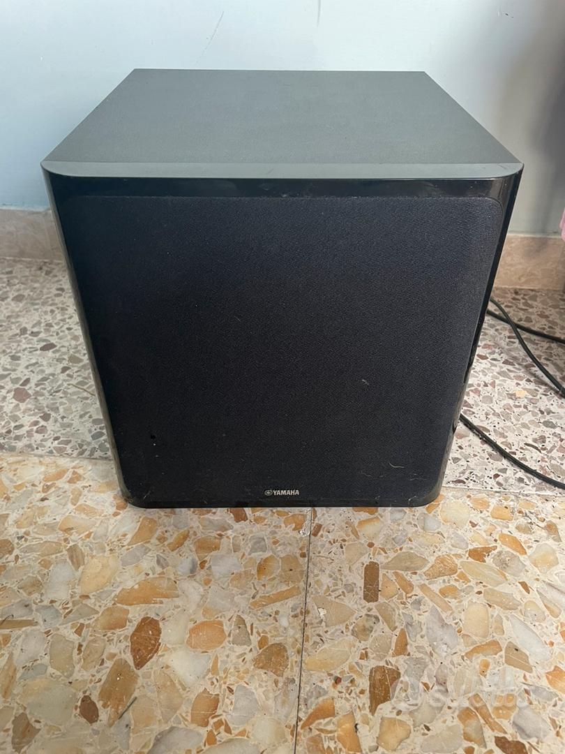 SUBWOOFER YAMAHA NSSW050 Audio/Video In vendita a Roma